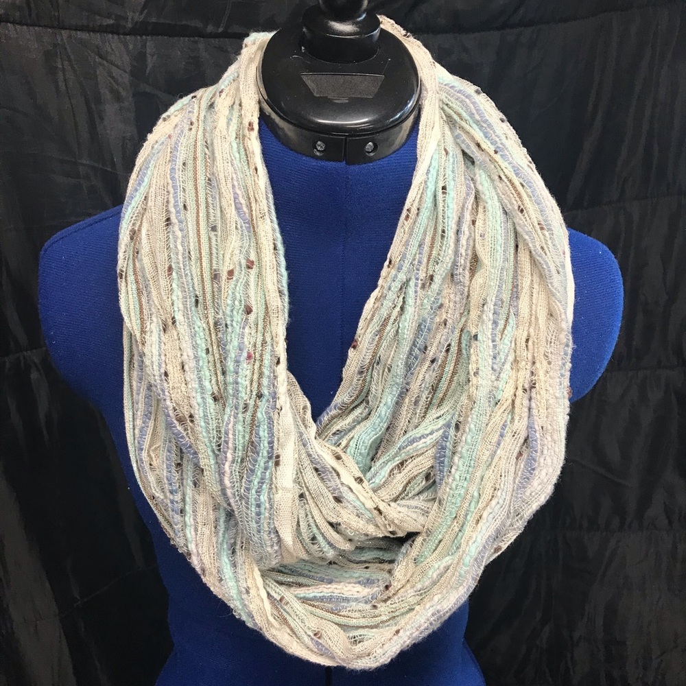 NWOT Infinity Scarf